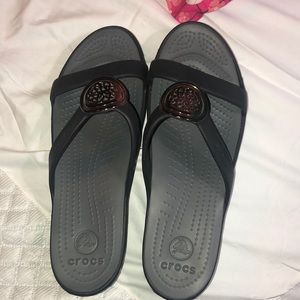 Great condition Women’s crock sandals